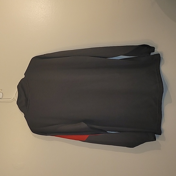 Men's size Large NHL Chicago Black Hawks long sleeve Lot F - Picture 4 of 8